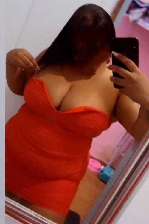 642592311: Chica busca chico en La Coruña