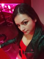 614074975: Chica busca chico en Madrid