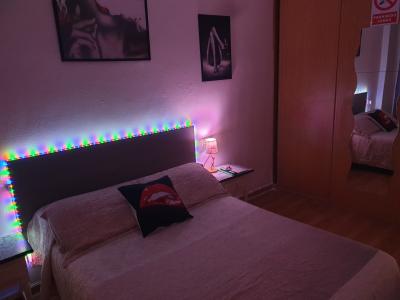 673664572: Chica busca chico en León